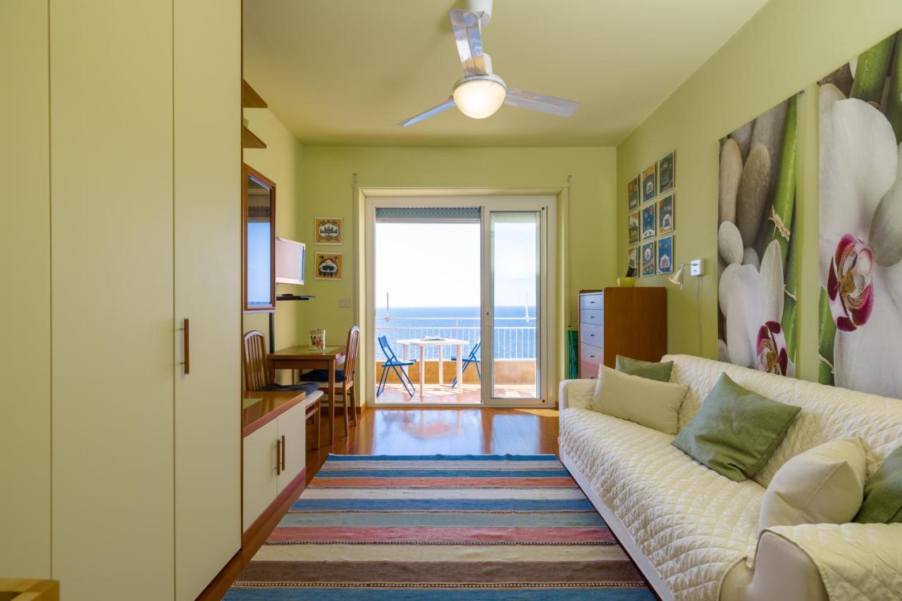 163 - Sunshine Suite 4 Fronte Vista Mare, 100M Spiaggia سانريمو المظهر الخارجي الصورة