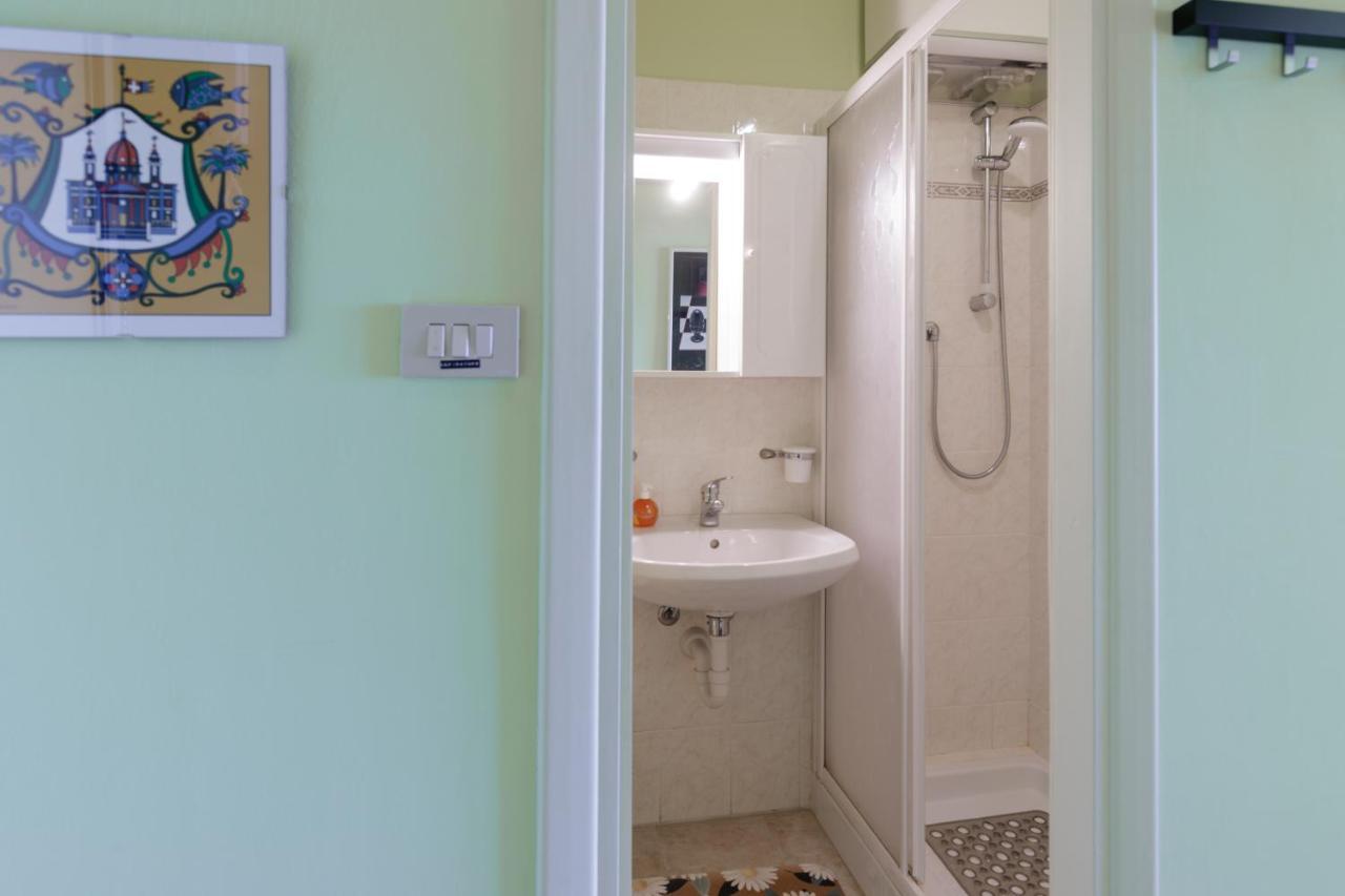 163 - Sunshine Suite 4 Fronte Vista Mare, 100M Spiaggia سانريمو المظهر الخارجي الصورة